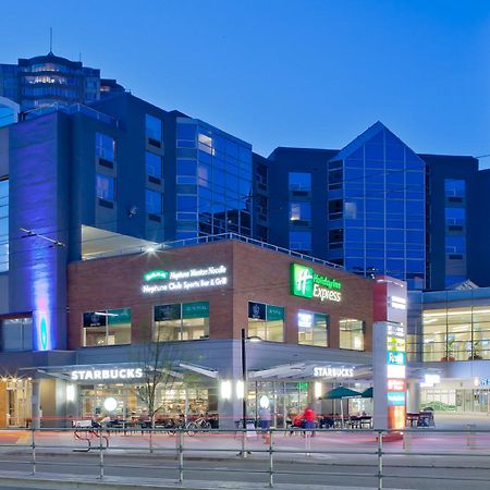 Holiday Inn Express Vancouver-Metrotown Μπέρναμπι Εξωτερικό φωτογραφία